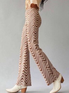 Urban Outfitters UO Bryn Pull-On Flare Pant Brown Wave Print High Rise Size S
